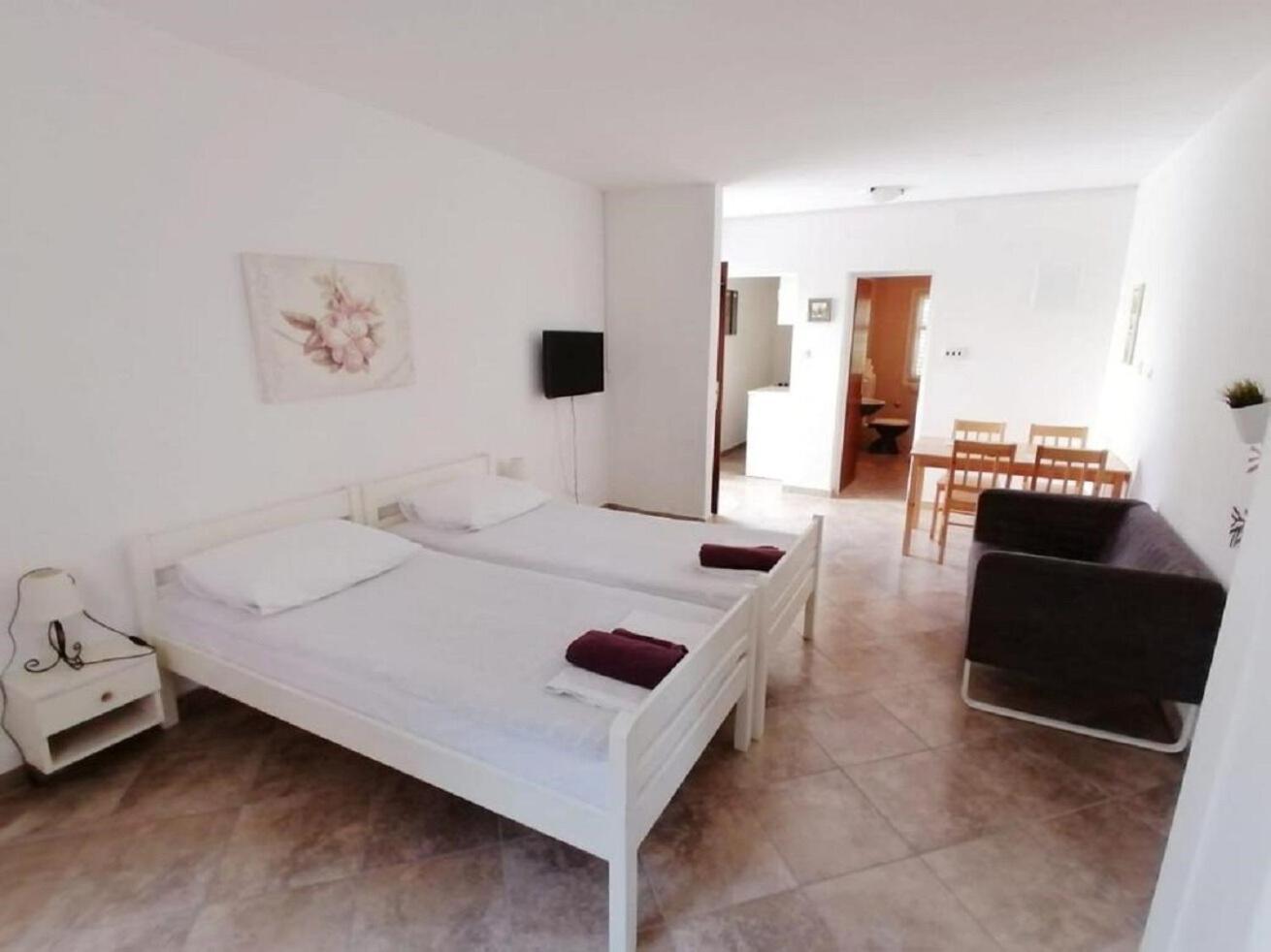 Apartments Petar - 30 M From Sandy Beach Nin Exterior photo